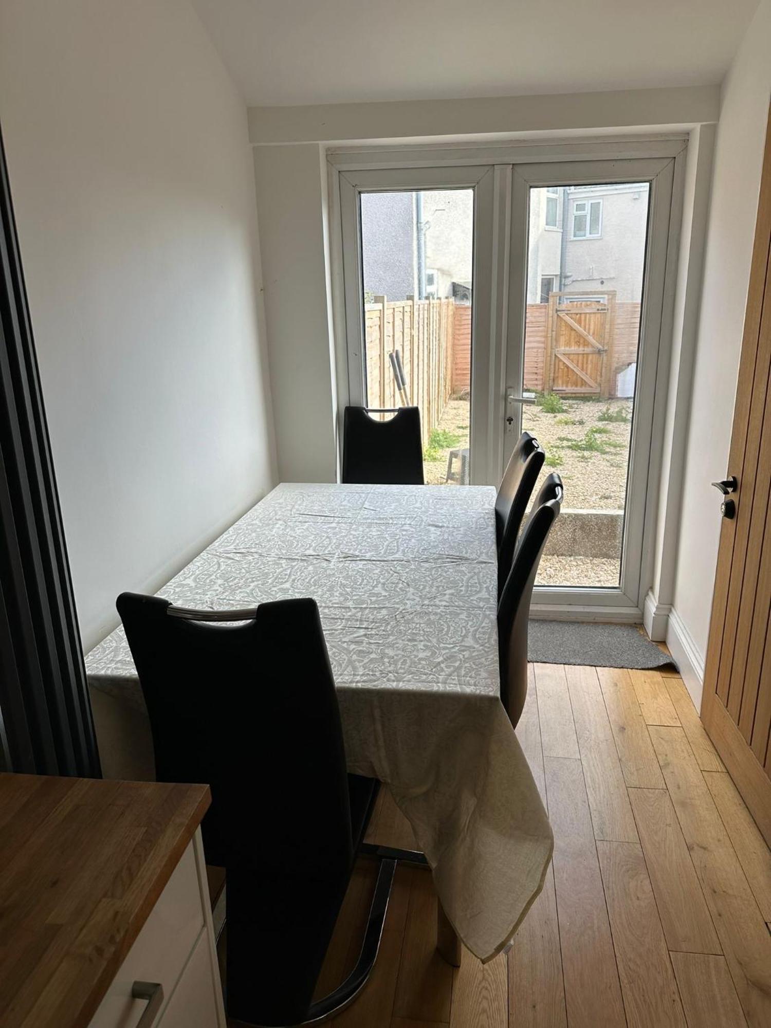Small Room In Horfield 3 Бристоль Экстерьер фото